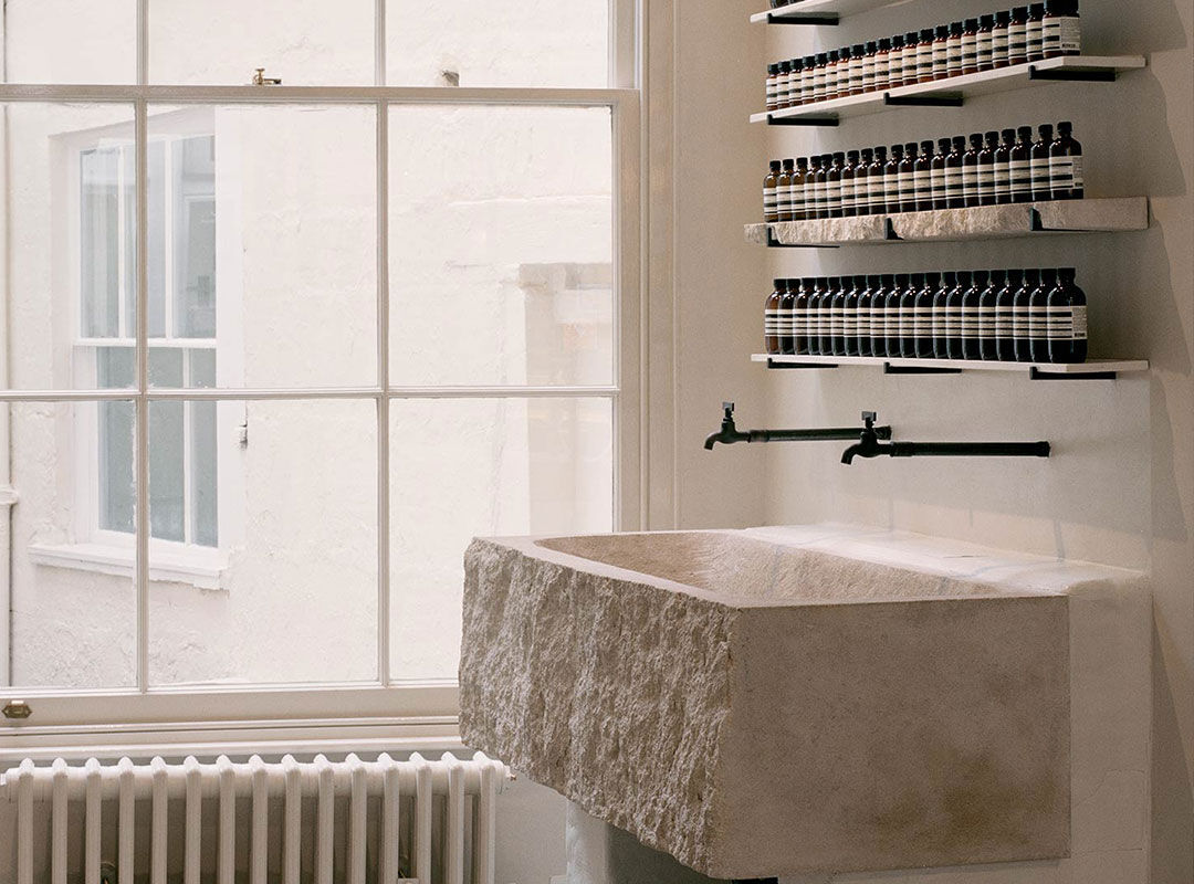 A guide to caring for dry skin Image