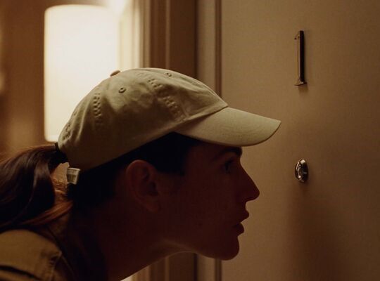 ‘The Soap Service’: a gift-giving spectacle, inspired by cinema Image