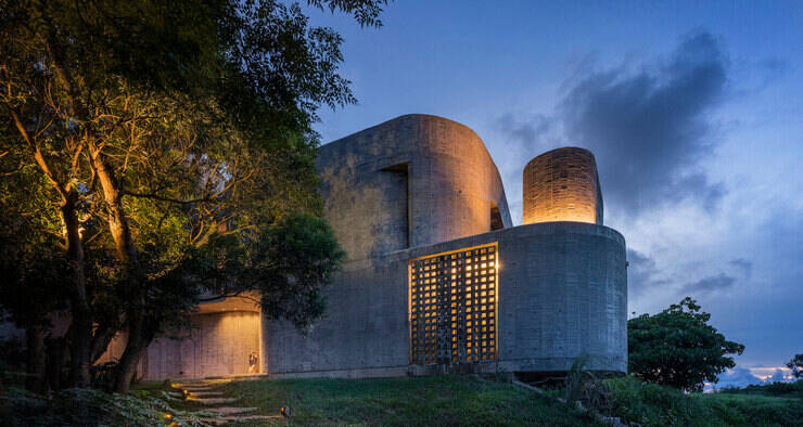 Wandering Walls Store Image